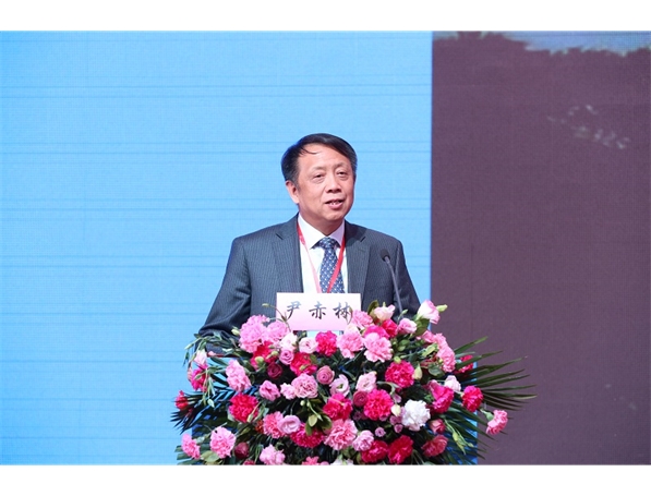 标题：2019内蒙古医院协会第三届三次会员代表大会暨医院院长高峰论坛
浏览次数：2459
发布时间：2019-06-15