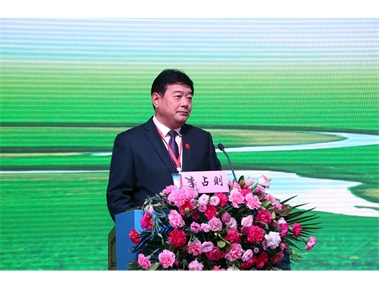 标题：2019内蒙古医院协会第三届三次会员代表大会暨医院院长高峰论坛
浏览次数：2435
发布时间：2019-06-15